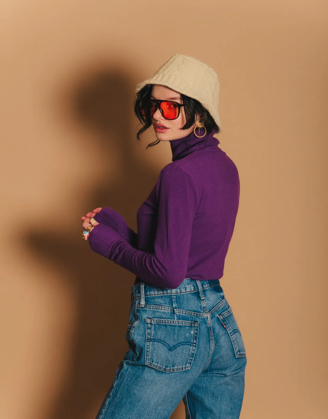 Elastic cashmere blend roll neck top